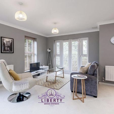 Liberty Suite Apartment Портісгед Екстер'єр фото