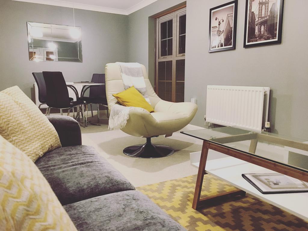 Liberty Suite Apartment Портісгед Екстер'єр фото